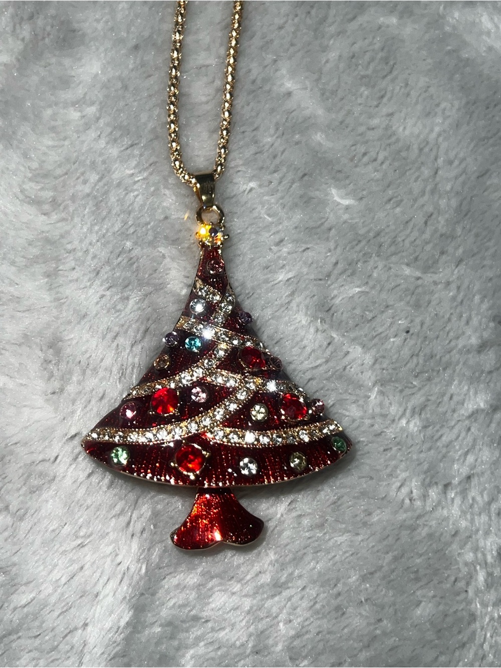 🎄 NWT Betsey Johnson Christmas Tree Statement Necklace - Picture 3 of 7